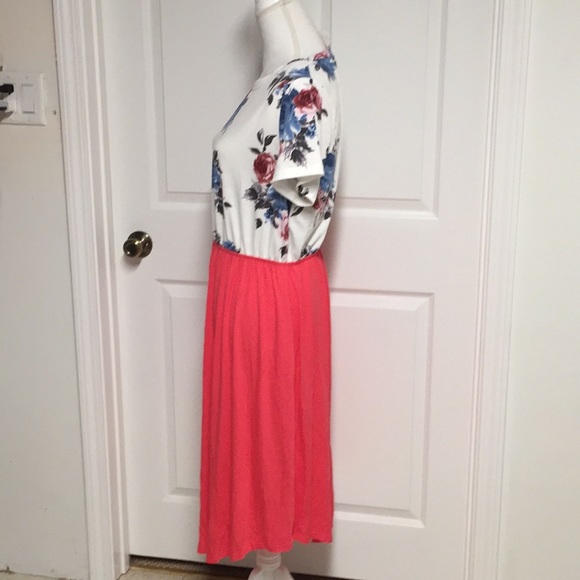 LAINAB Dress Size Large with elastic waist - Picture 2 of 7